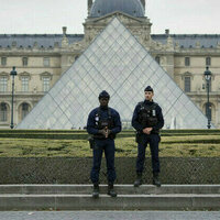 Durov offers to buy stolen Louvre jewels
