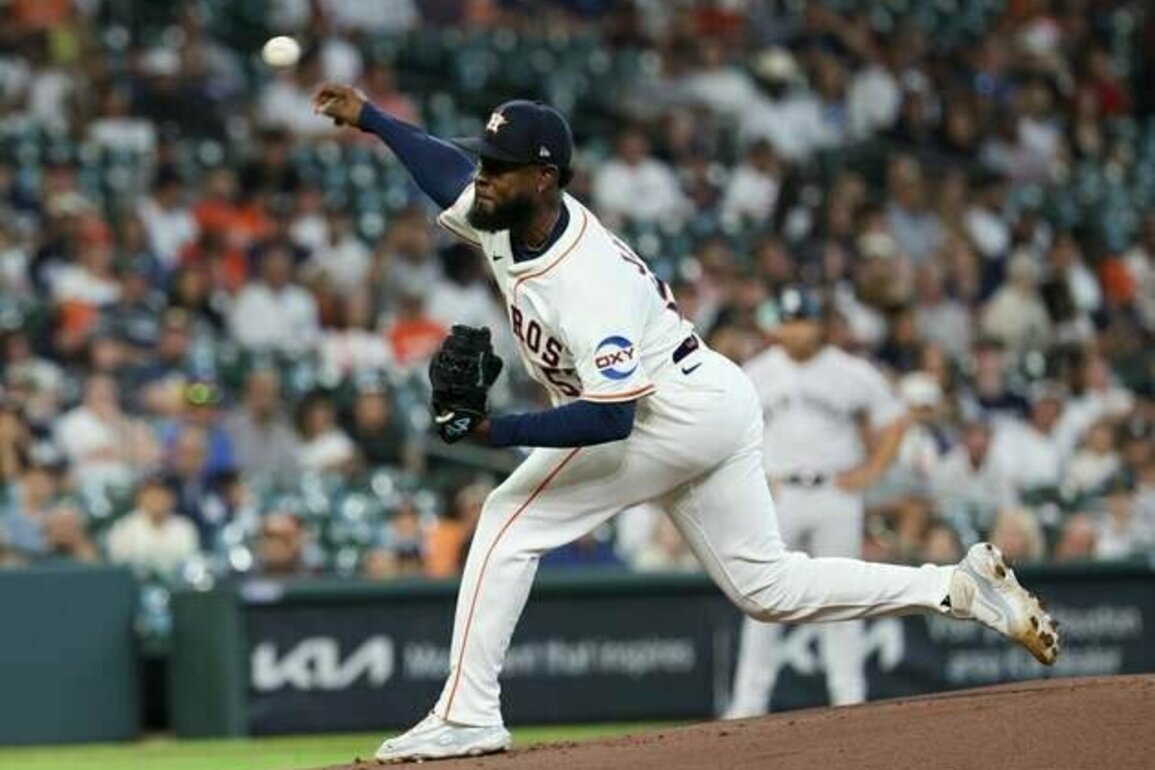 Trent Grisham belts 3-run shot as Yankees hang on vs. Astros