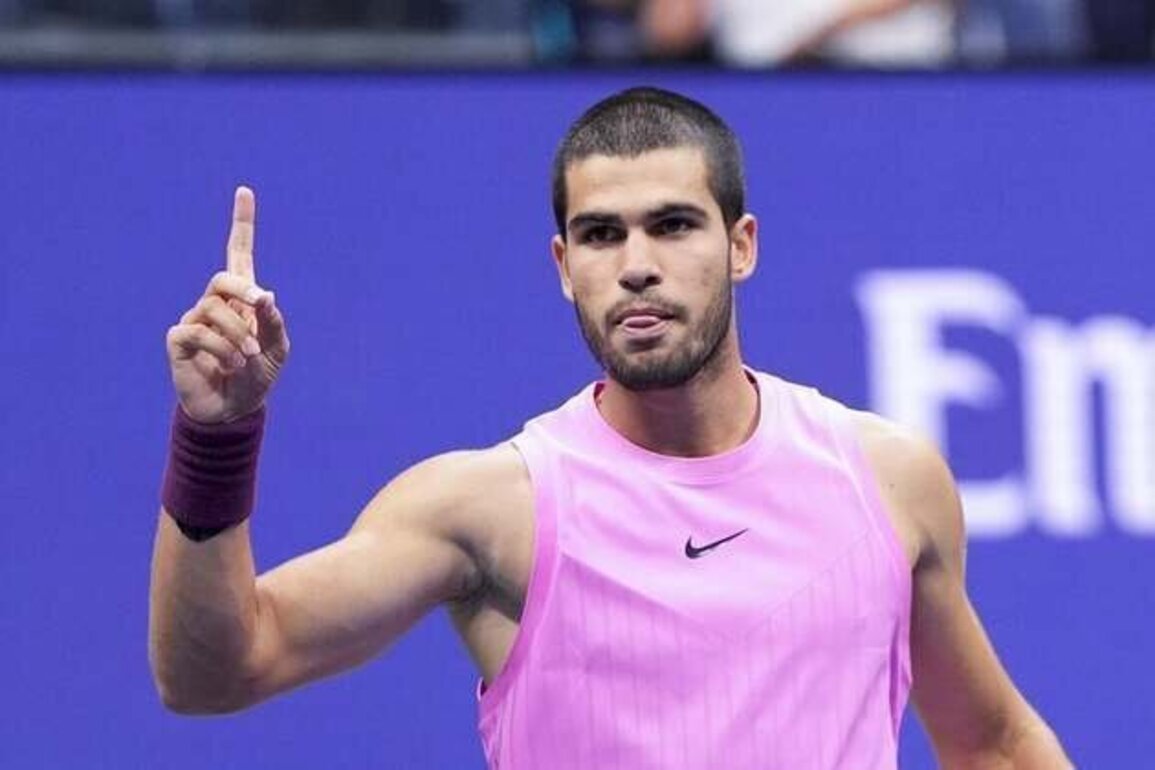 Carlos Alcaraz leads upset-free day at Australian Open