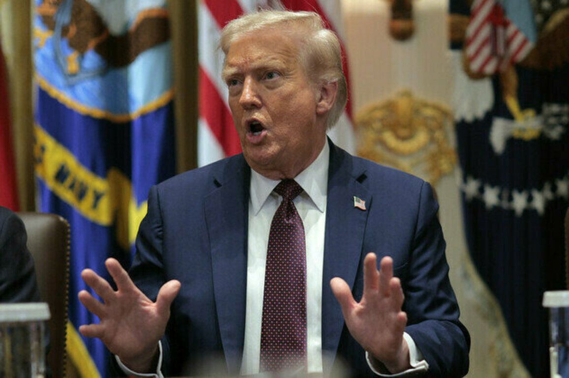Trump promises trilateral meeting with Putin and Zelensky