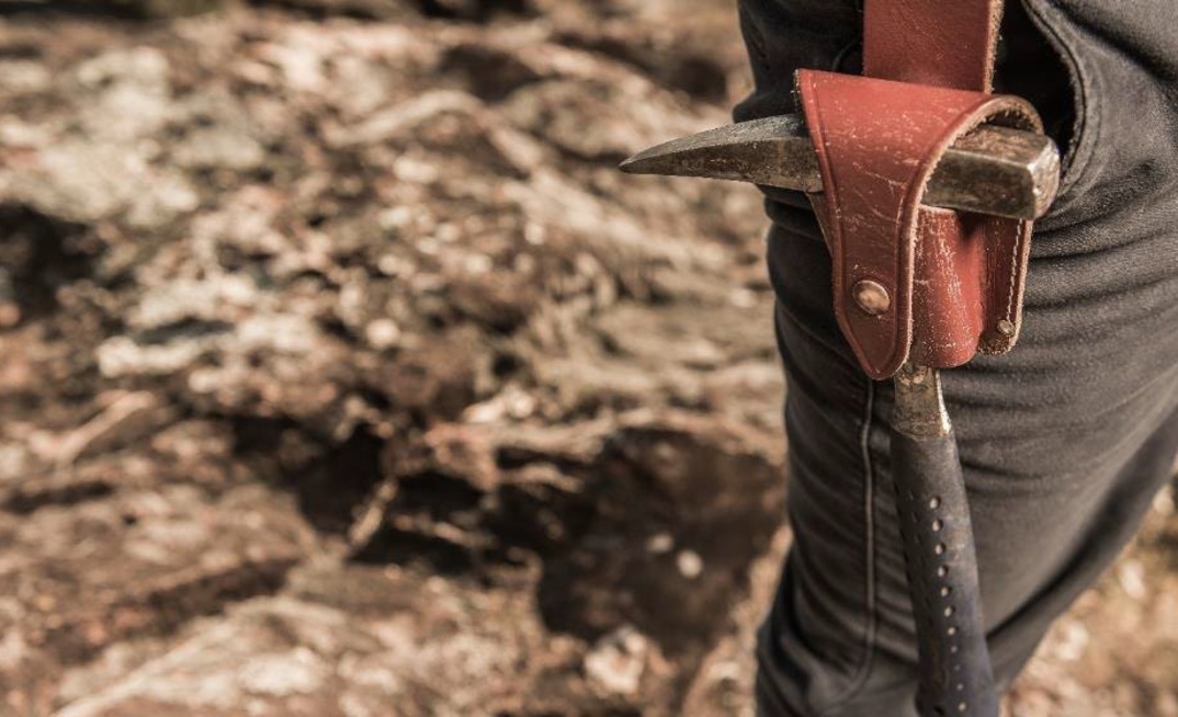 Alkane clears decks of debt 