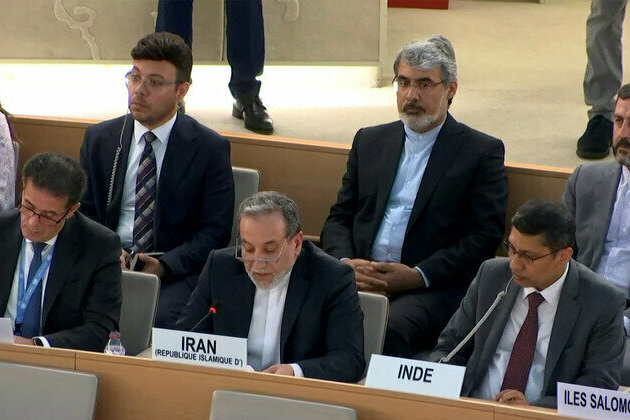 Israel committing war crimes, says Iranian FM