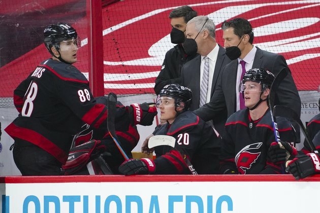 Battling for first, Hurricanes begin two-game set vs. Panthers