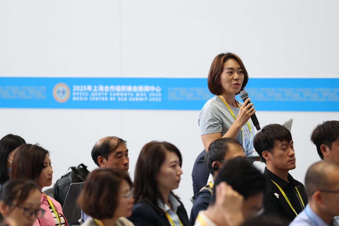 (SCO Tianjin Summit) CHINA-TIANJIN-SCO SUMMIT-MEDIA CENTER-PRESS CONFERENCE (CN)