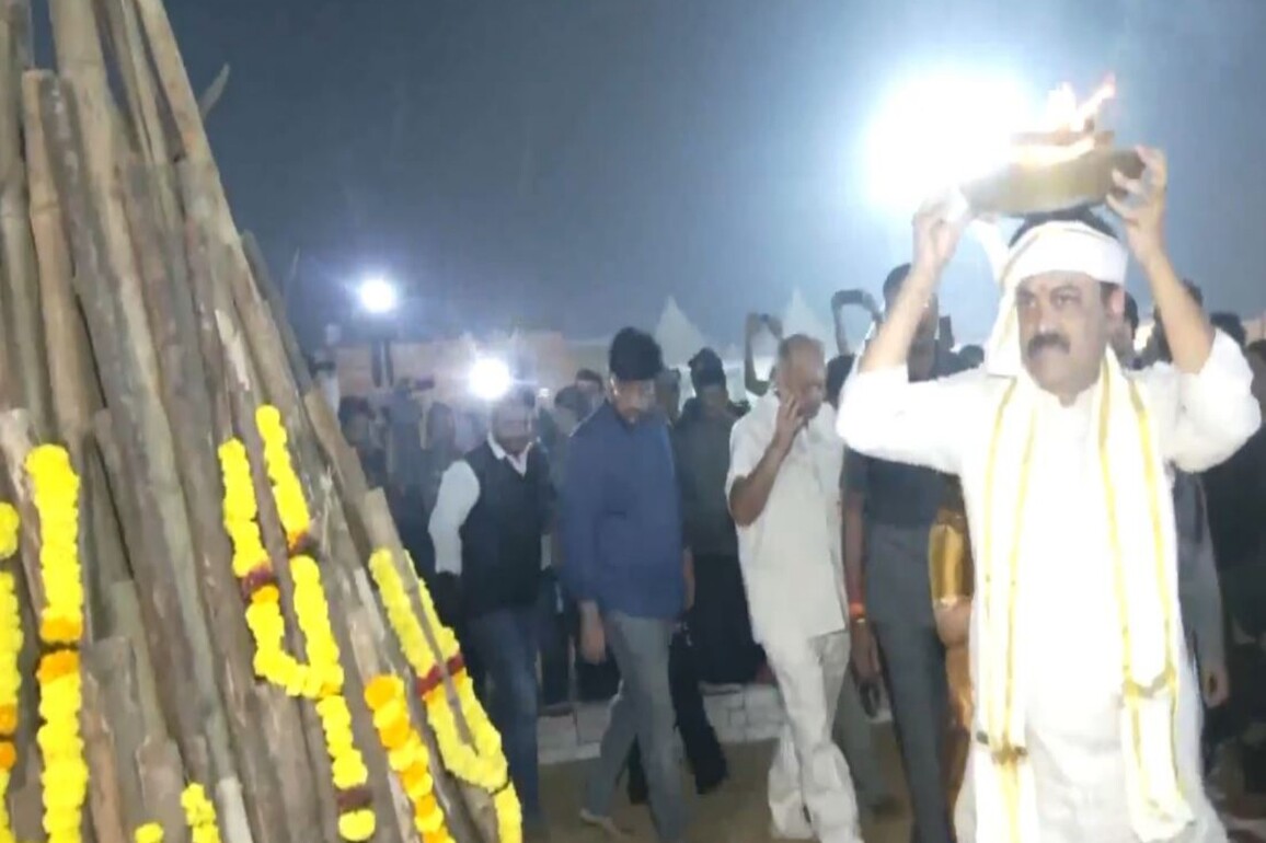 GVL Narasimha Rao celebrates Bhogi in Visakhapatnam; Pongal festivities begin in full swing across South India
