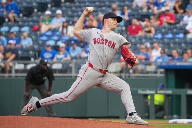 Sonny Gray's strong outing leads Red Sox past Royals