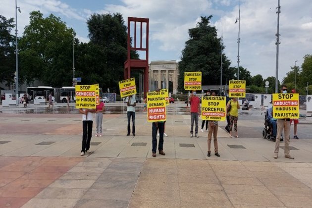 Persecuted Pakistan Hindus demand justice, protest at UN council