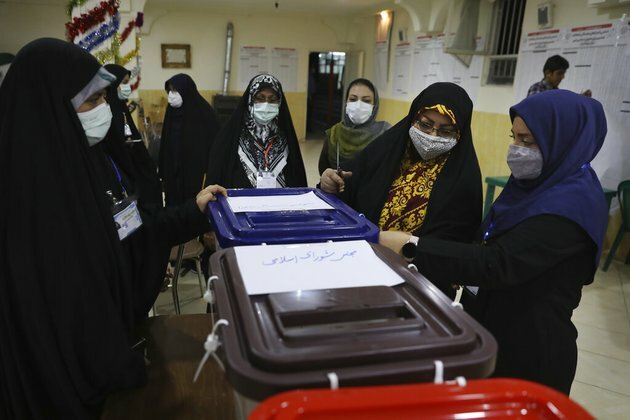 Iranians Vote in Presidential Election Marked by Low Turnout