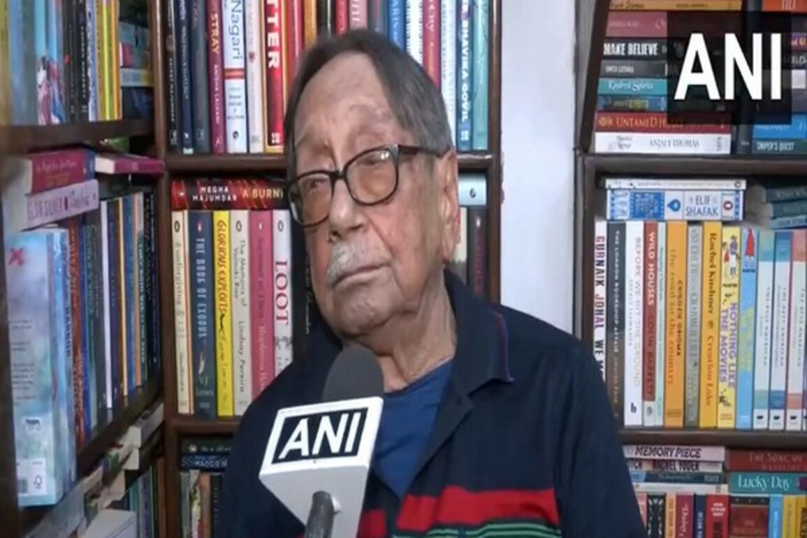 "Farooq has always been with Delhi": Former RAW chief AS Dulat defends his book, "The Chief Minister and the Spy"