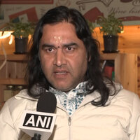 "How can someone be so heartless": Spiritual leader Devkinandan Thakur slams SRK over Bangladeshi player inclusion in KKR