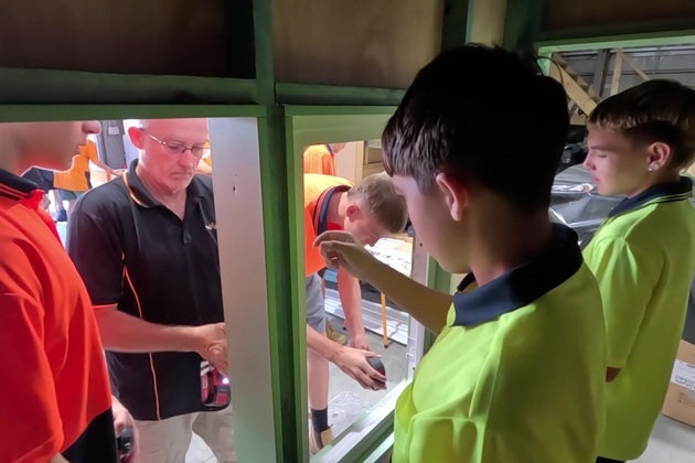 Central Coast students try their hand at construction for Cubby House project  NBN News