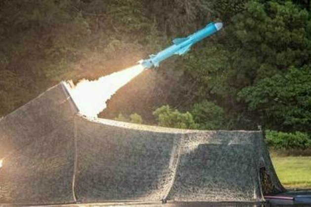 Taiwan says it has missile that can strike Beijing