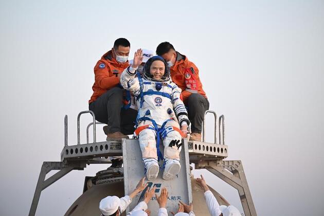 Update: Shenzhou-21 astronauts return to Earth after record 210-day mission