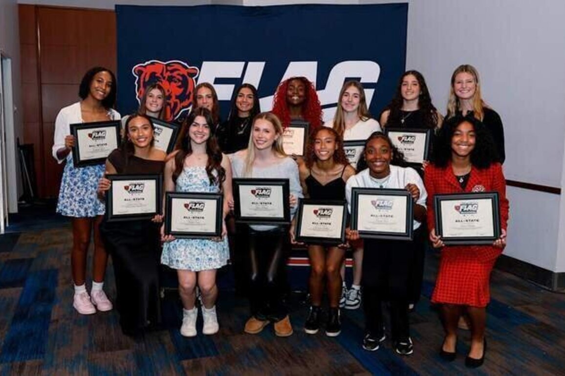 Bears celebrate top girls flag football athletes at All-State dinner