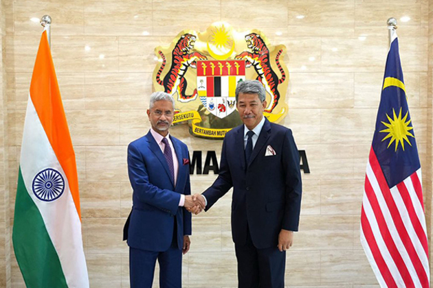 EAM Jaishankar wishes Malaysian counterpart on their I-day