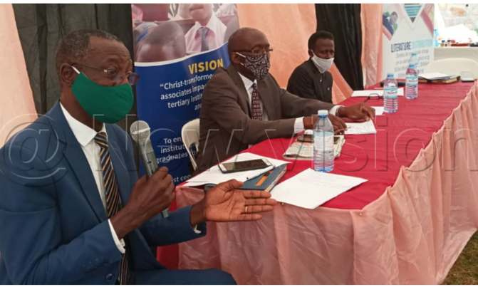 Stop treating gov't officials from abroad- Experts Stop treating gov't officials from abroad- Experts