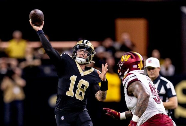 Saints plan to start Spencer Rattler at QB if Derek Carr is out