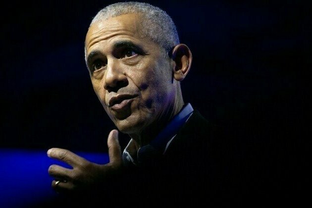 Obama lashes out at Trump