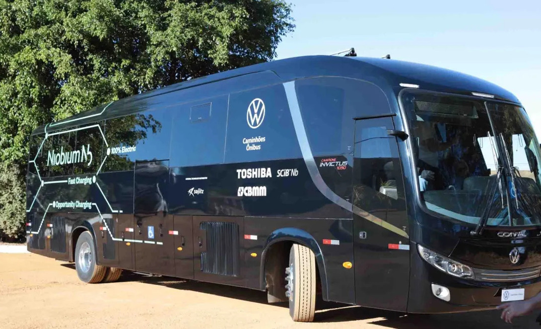 Toshiba desenvolveu bateria de íons de lítio e nióbio para ônibus elétrico em parceria com a CBMM e VolksWagen/Divulgação
