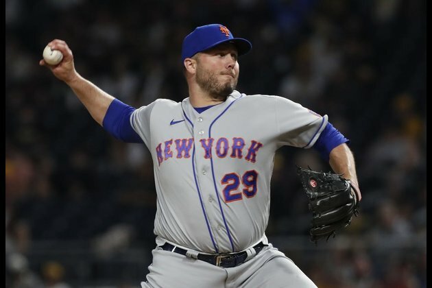 Mets DFA RHP Tommy Hunter, recall RHP John Curtiss