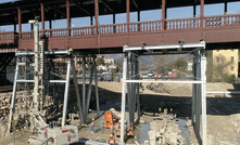  A steel frame work was used to support the wooden Ponte degli Alpini bridge while the two underlying bents were completely removed, allowing the construction of the remaining foundation micropiles for the starlings and the installation of the stainless steel truss structure supporting the bents