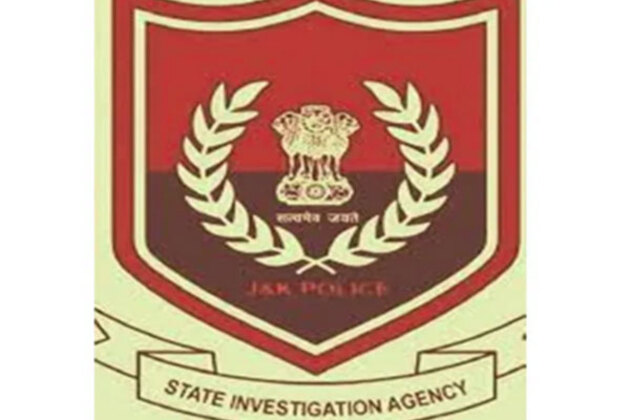 J-K: SIA Kashmir apprehends Hizb-ul-Mujahideen sleeper cell from Shopian