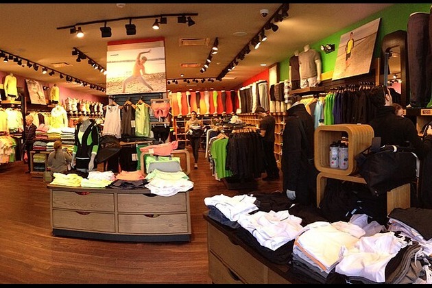 Lululemon accuses Costco of selling knockoff apparel