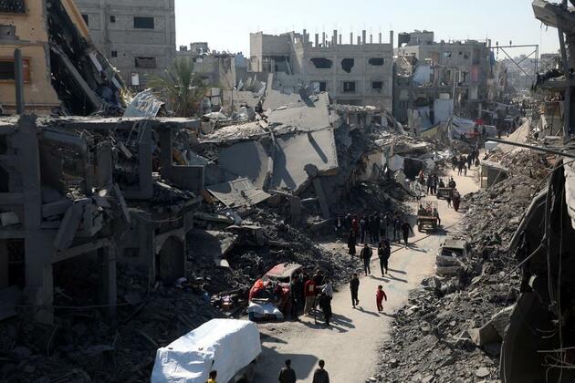 At least 29 killed by Israeli attack on school-turned shelter in Gaza City
