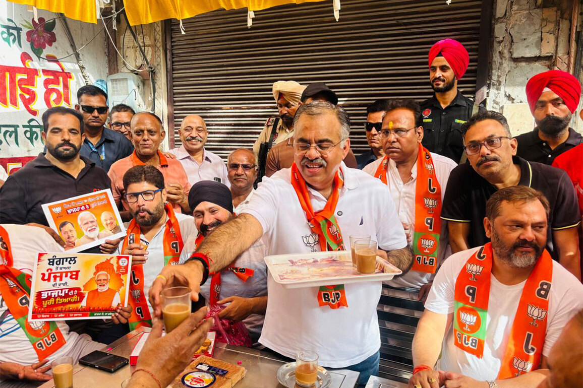 BJP General Secy Tarun Chugh slams AAP government in Punjab, labels it a 'disaster'