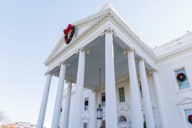 White House unveils the Bidens' holiday decorations on theme 'We the People'