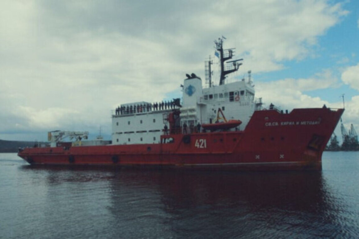 Bulgaria's Antarctic Expedition Ship Returns to Varna