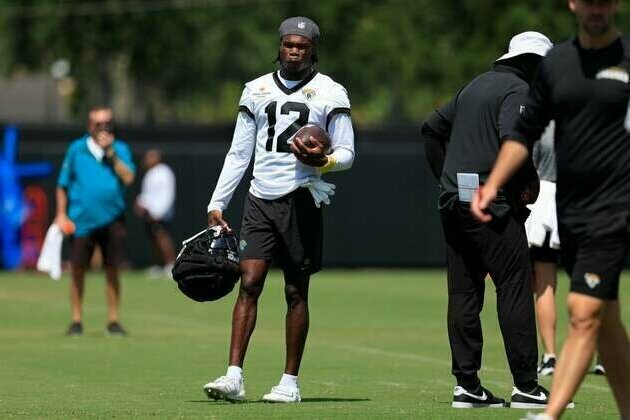 Travis Hunter one of 12 Jaguars sitting out vs. Saints
