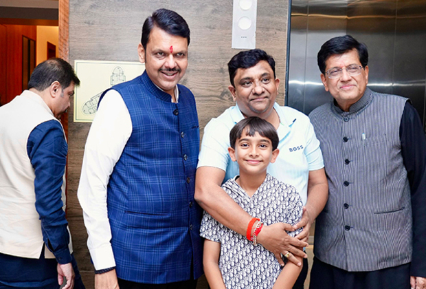 Piyush Goyal joins Maharashtra CM Fadnavis for key distribution ceremony of 15 self-redeveloped housing societies in North Mumbai