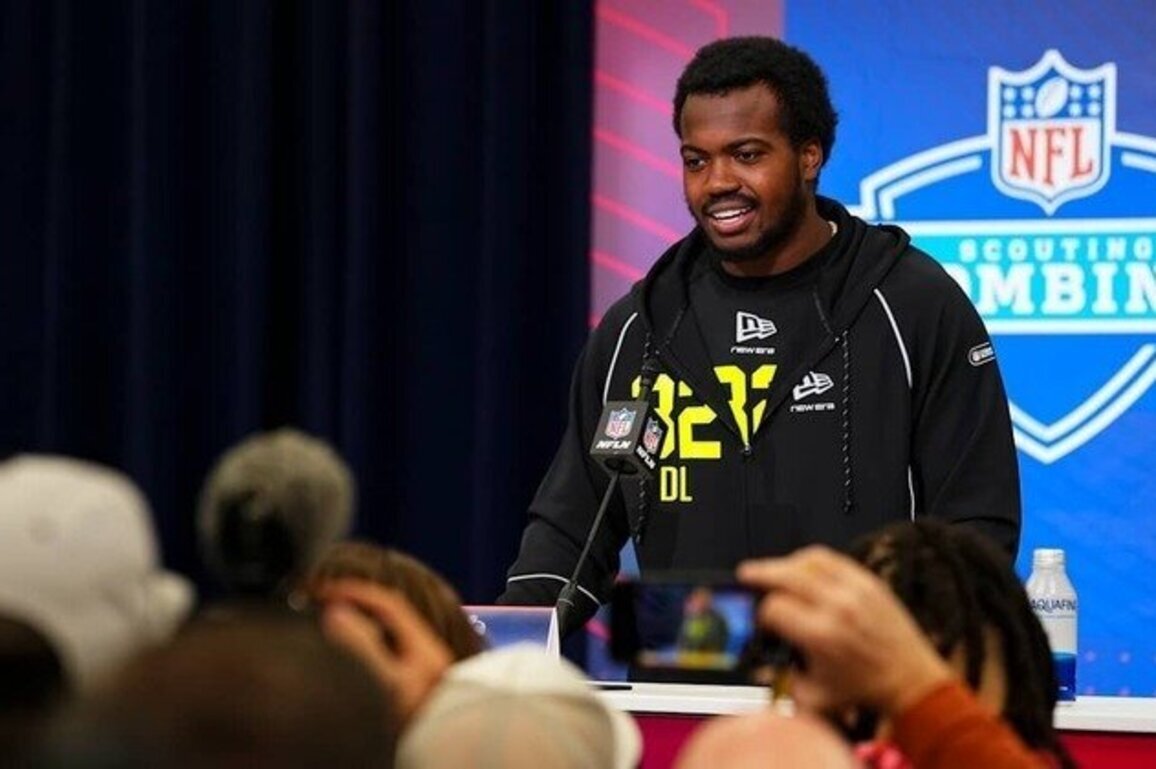 Combine Notebook: Top edge rushers take the stage in Indy