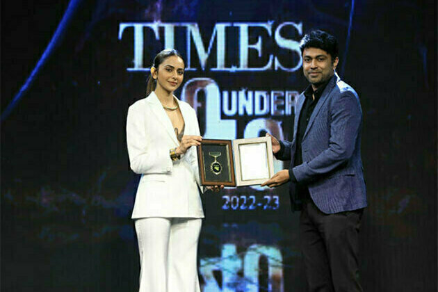 FlipItMoney's founder & CEO, Dipankar Biswas felicitated at Times 40 Under 40