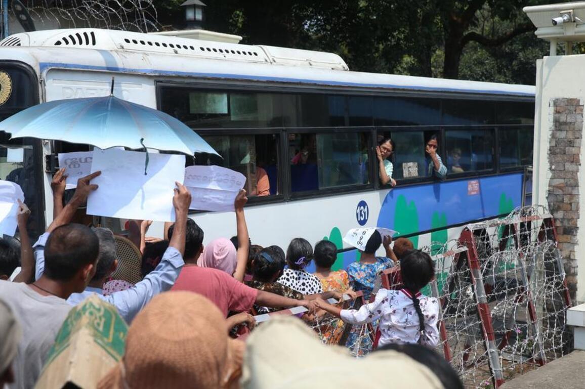 Former Myanmar President U Win Myint released under amnesty