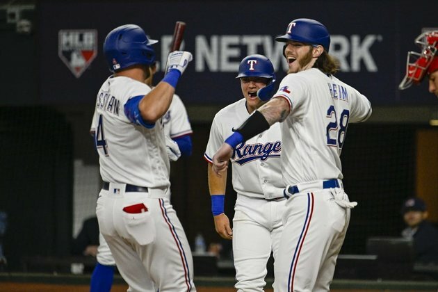 NL champ Phillies out to rebound vs. Rangers