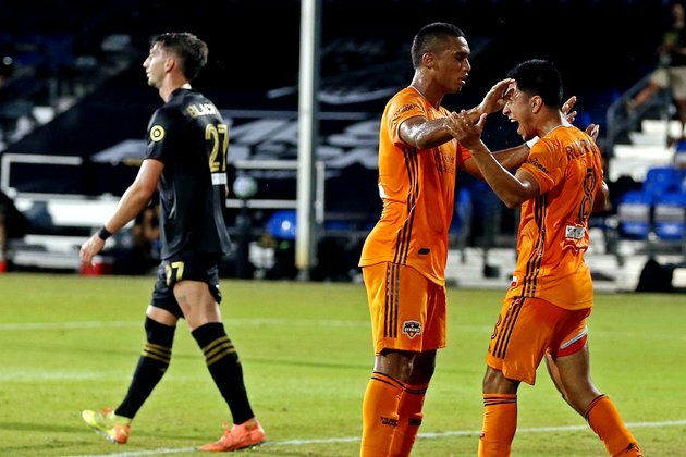 LAFC rally for 3-3 tie vs. Dynamo