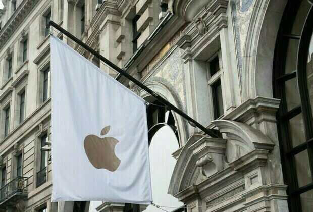 Apple sues UK over data privacy dispute