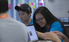  Participants at a previous Unearthed hackathon in Melbourne.