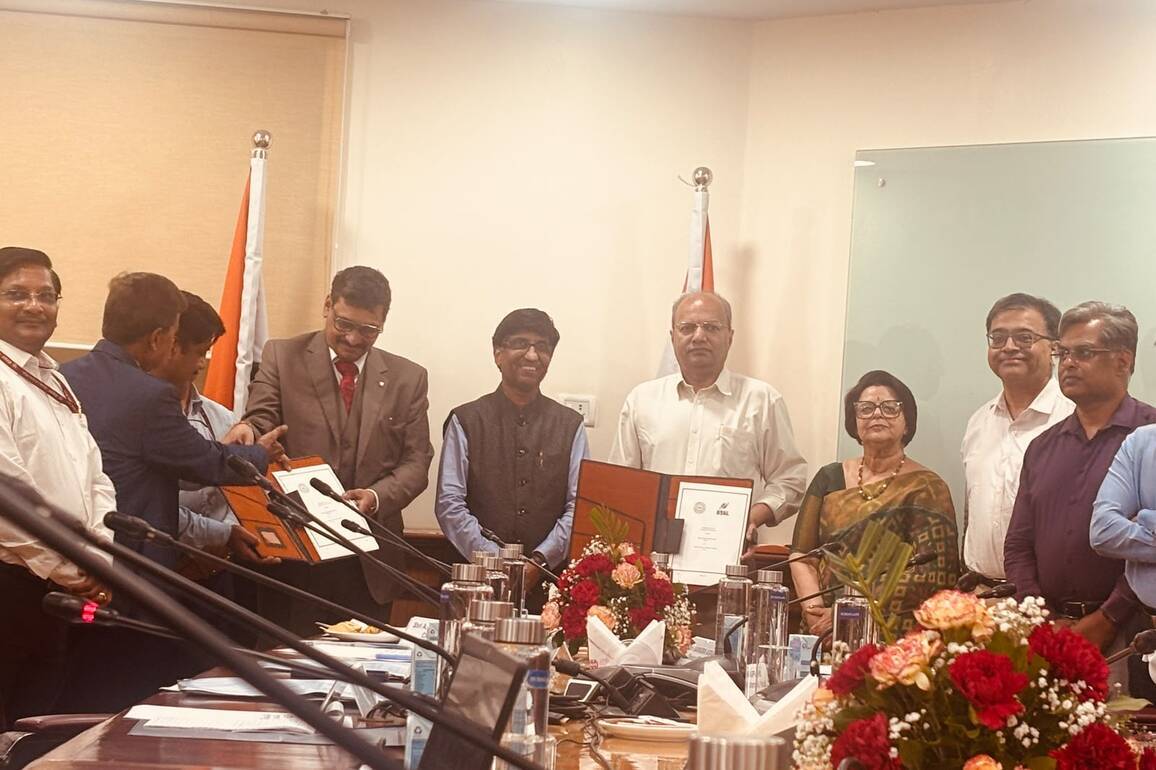 BSNL, IIT Kanpur sign MoU for next-generation telecom technologies