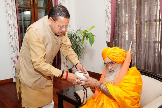 Uttarakhand CM Pushkar Singh Dhami meets Kedarnath Rawal, reviews Yatra preparations