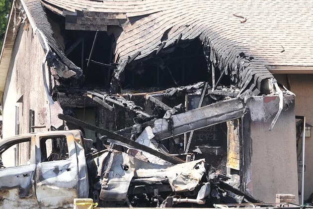Coroner&#39;s office identifies more victims in plane crash