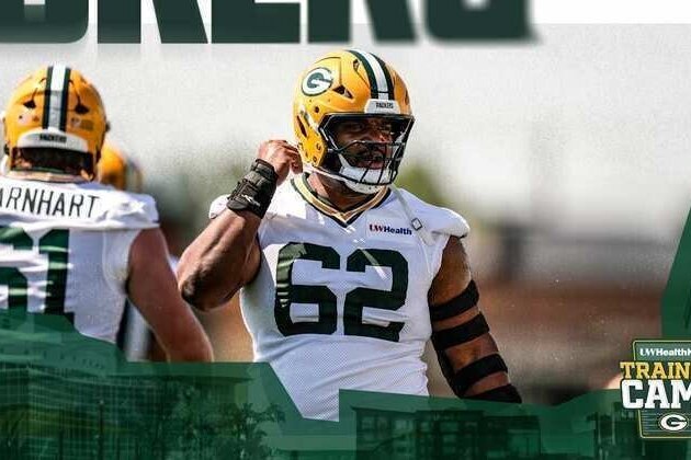 Jacob Monk pushing to start at right guard for Packers