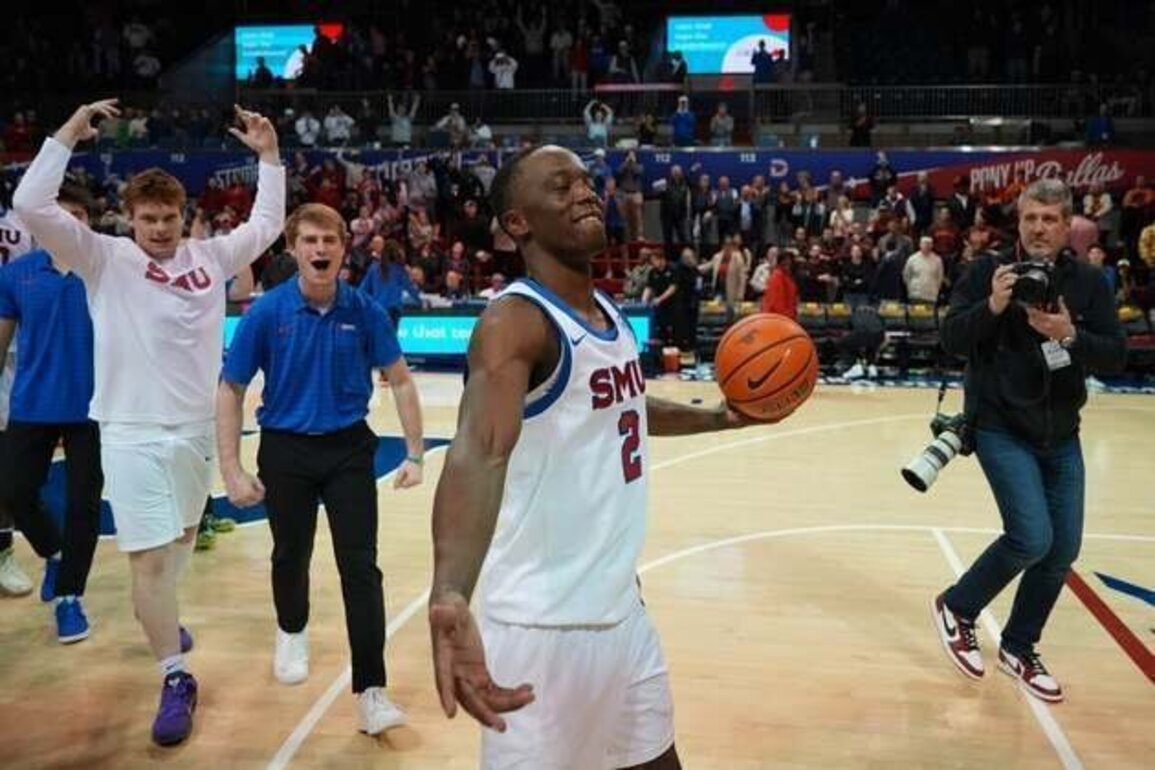 Perfect at home, SMU faces No. 16 Virginia with both offenses hot