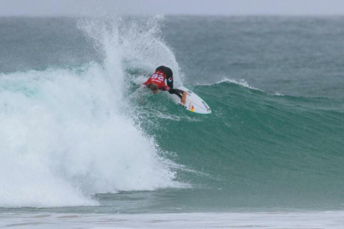 Picklum misses out on WSL top spot with Supertubos loss