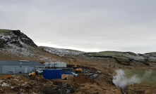  Electricity is generated by using low temperature geothermal resource