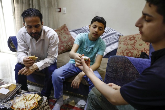 EGYPT-CAIRO-EID AL-ADHA-GAZAN FAMILIES