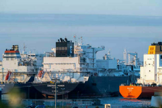EU abandons plans to ban Russian LNG - Reuters