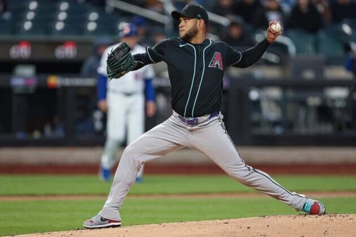 Diamondbacks wrap up series win over Mets with late-inning rallies